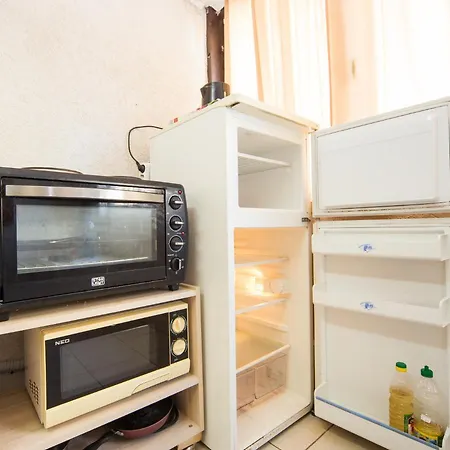 Pirotska Top Center - Small Private Flat Burgas City